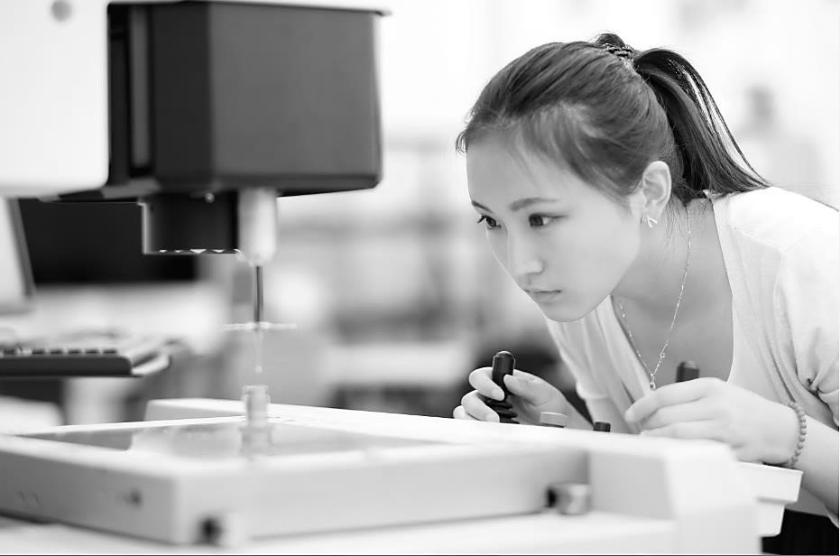 蔡司三坐標(biāo)測(cè)量技術(shù)優(yōu)勢(shì)解析 技術(shù)、精度與服務(wù)三維對(duì)比